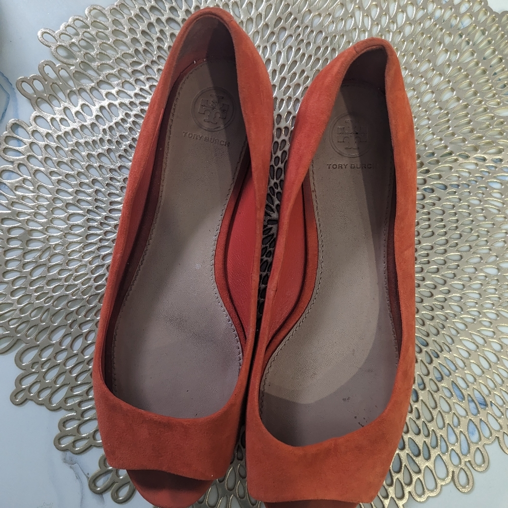 Tory Burch orange 8.5